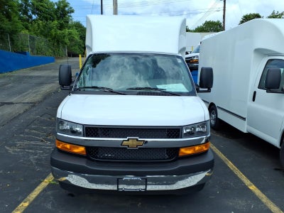 2026 Chevrolet Express Cutaway 3500 1WT