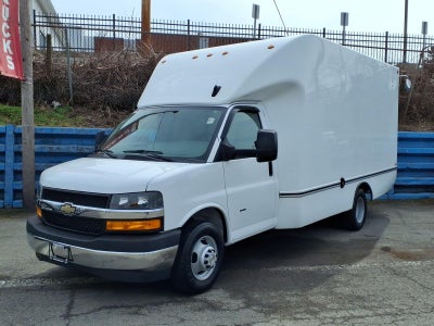 2021 Chevrolet Express Cutaway 3500 Base