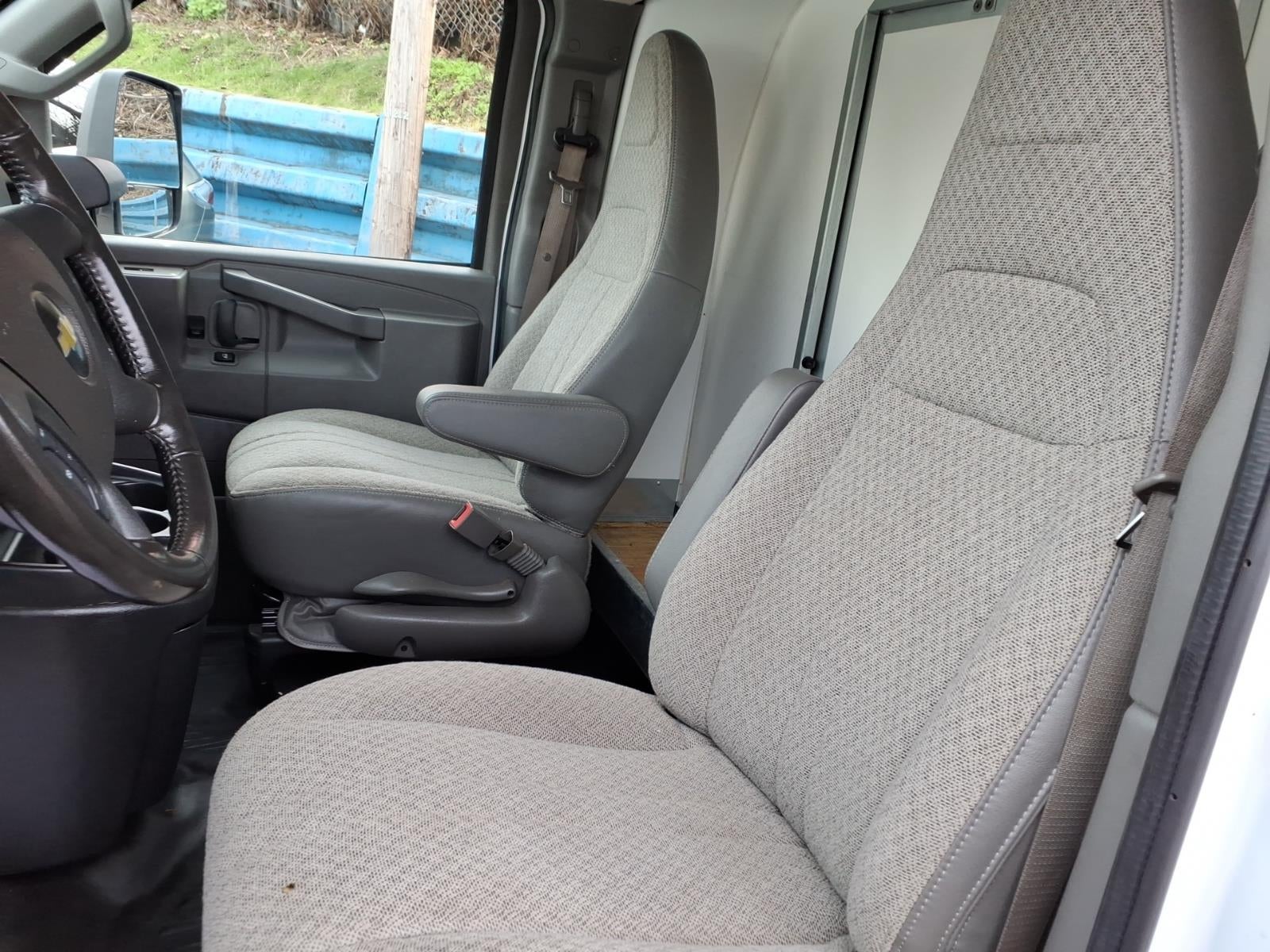 2021 Chevrolet Express Cutaway 3500 Base