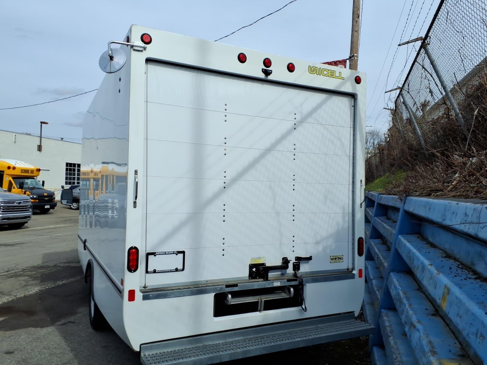 2021 Chevrolet Express Cutaway 3500 Base