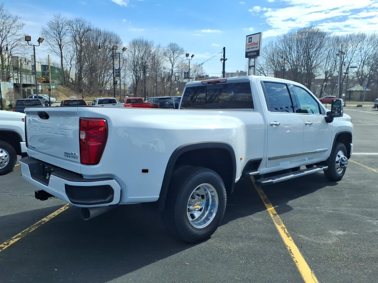 2026 Chevrolet Silverado 3500 HD High Country DRW