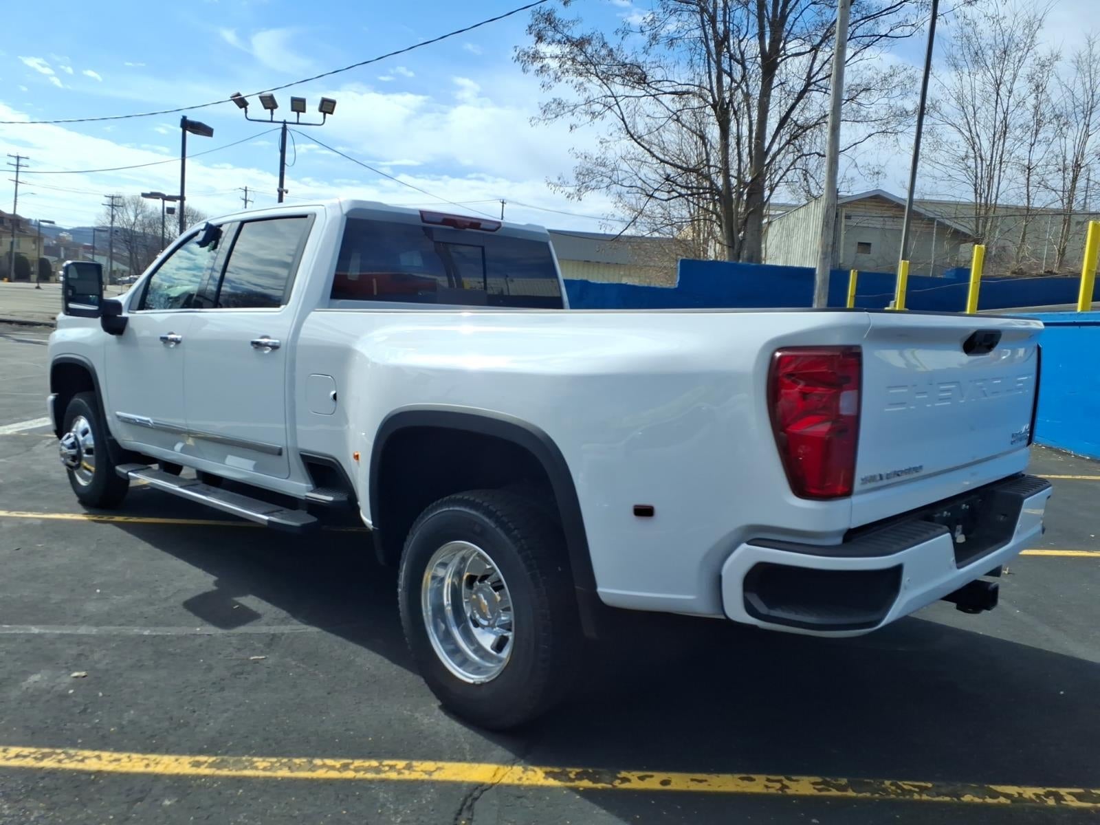 2026 Chevrolet Silverado 3500 HD High Country DRW