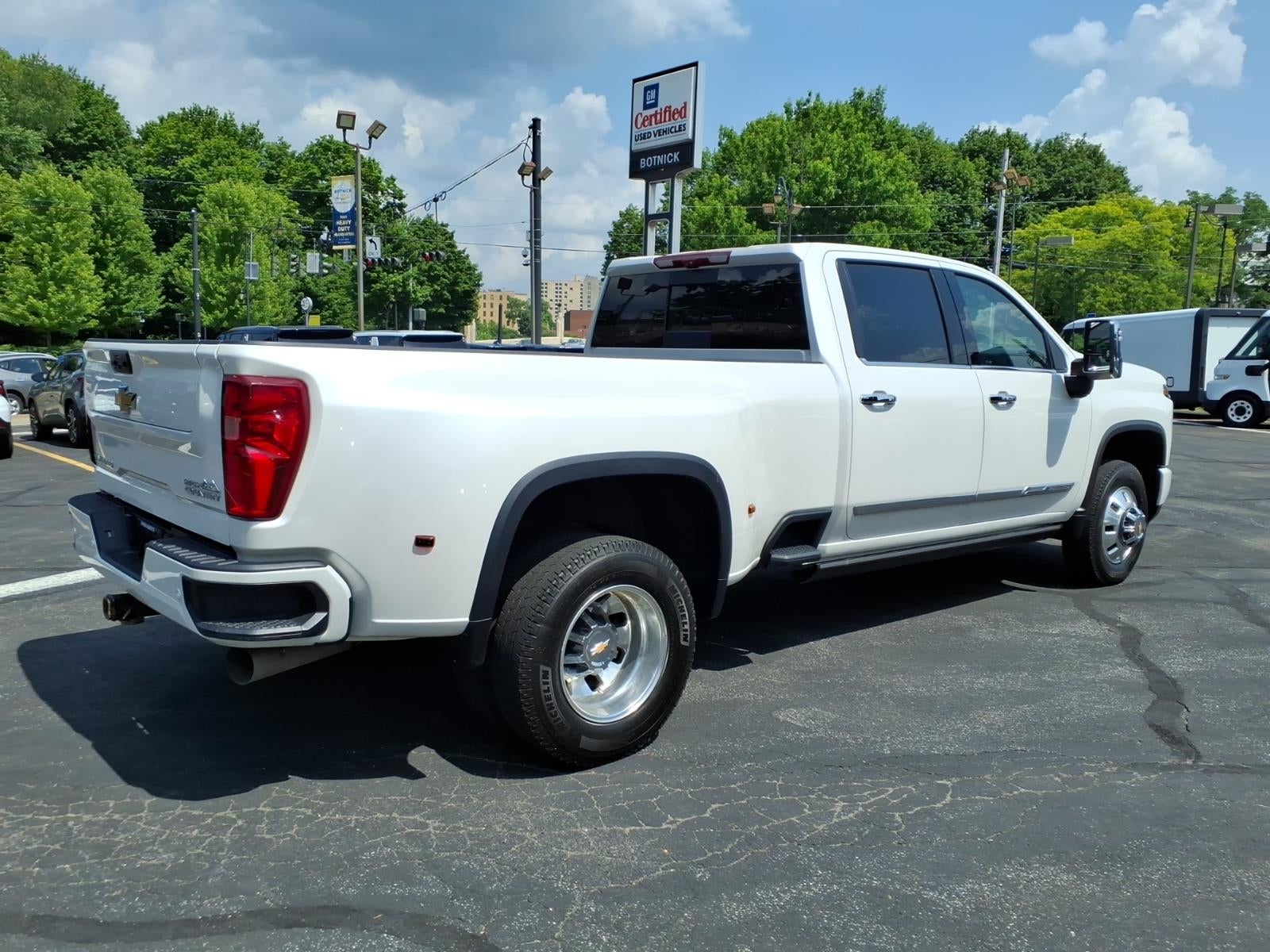 2024 Chevrolet Silverado 3500 HD High Country DRW