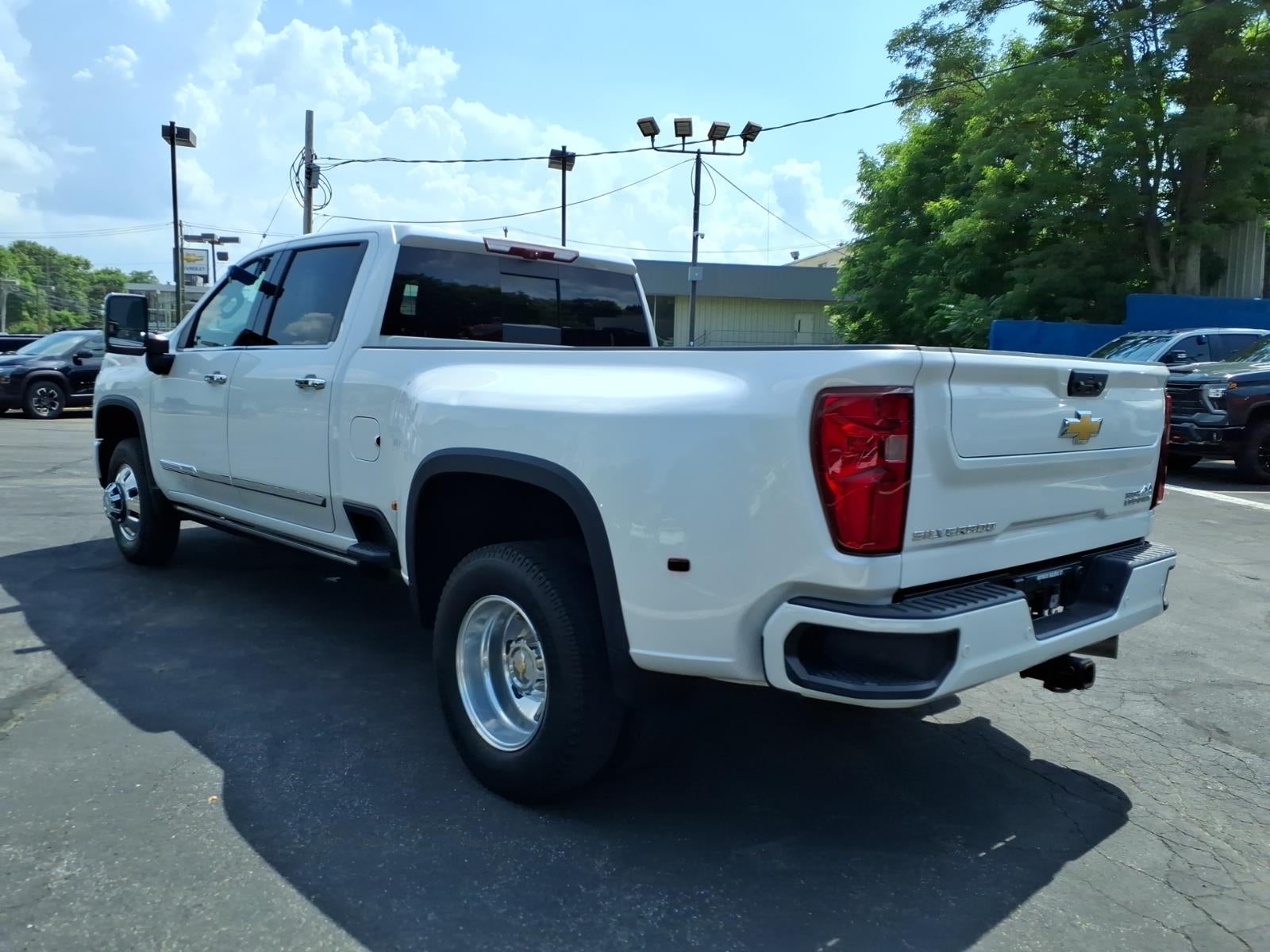 2024 Chevrolet Silverado 3500 HD High Country DRW