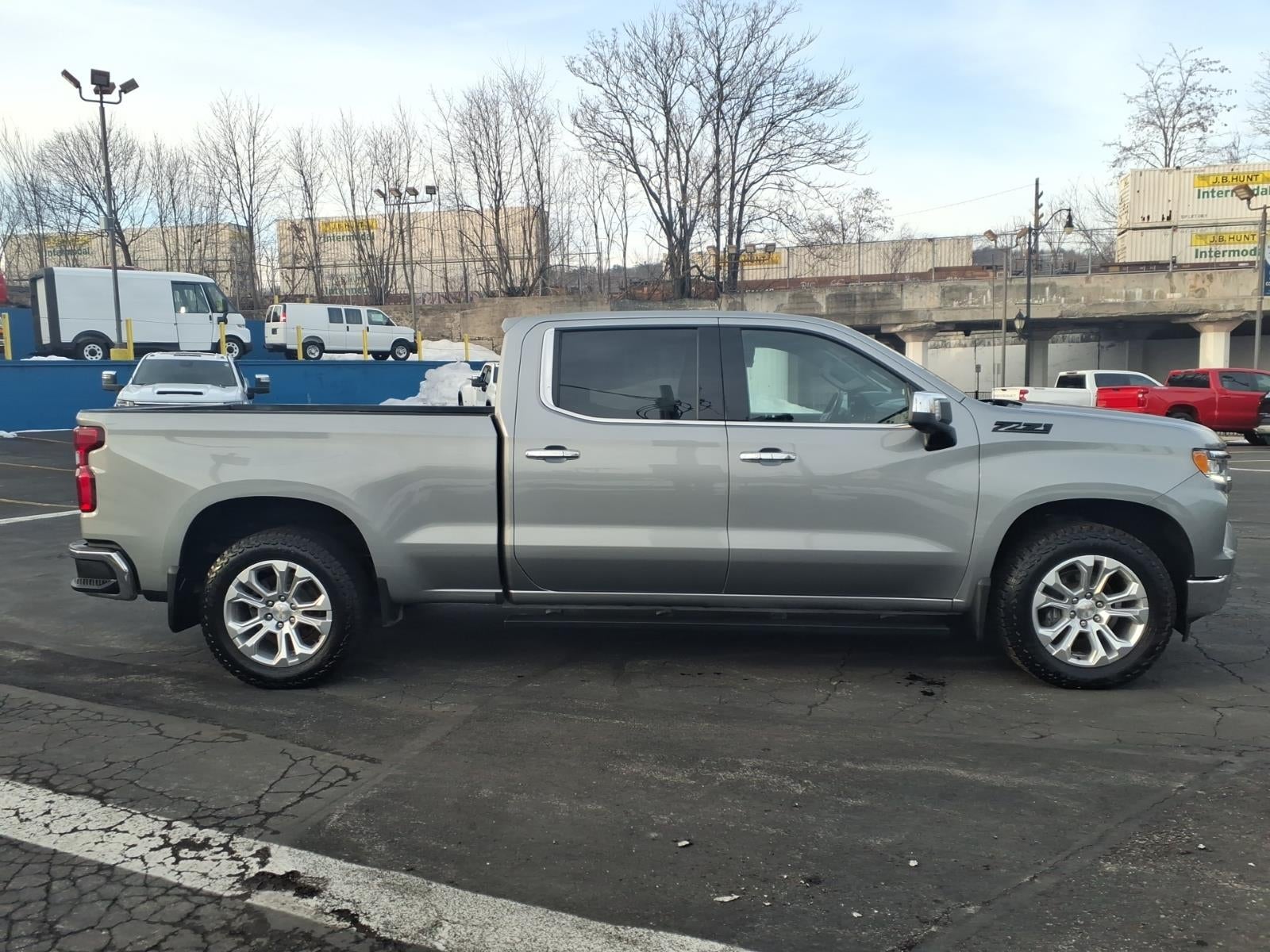 2024 Chevrolet Silverado 1500 LTZ