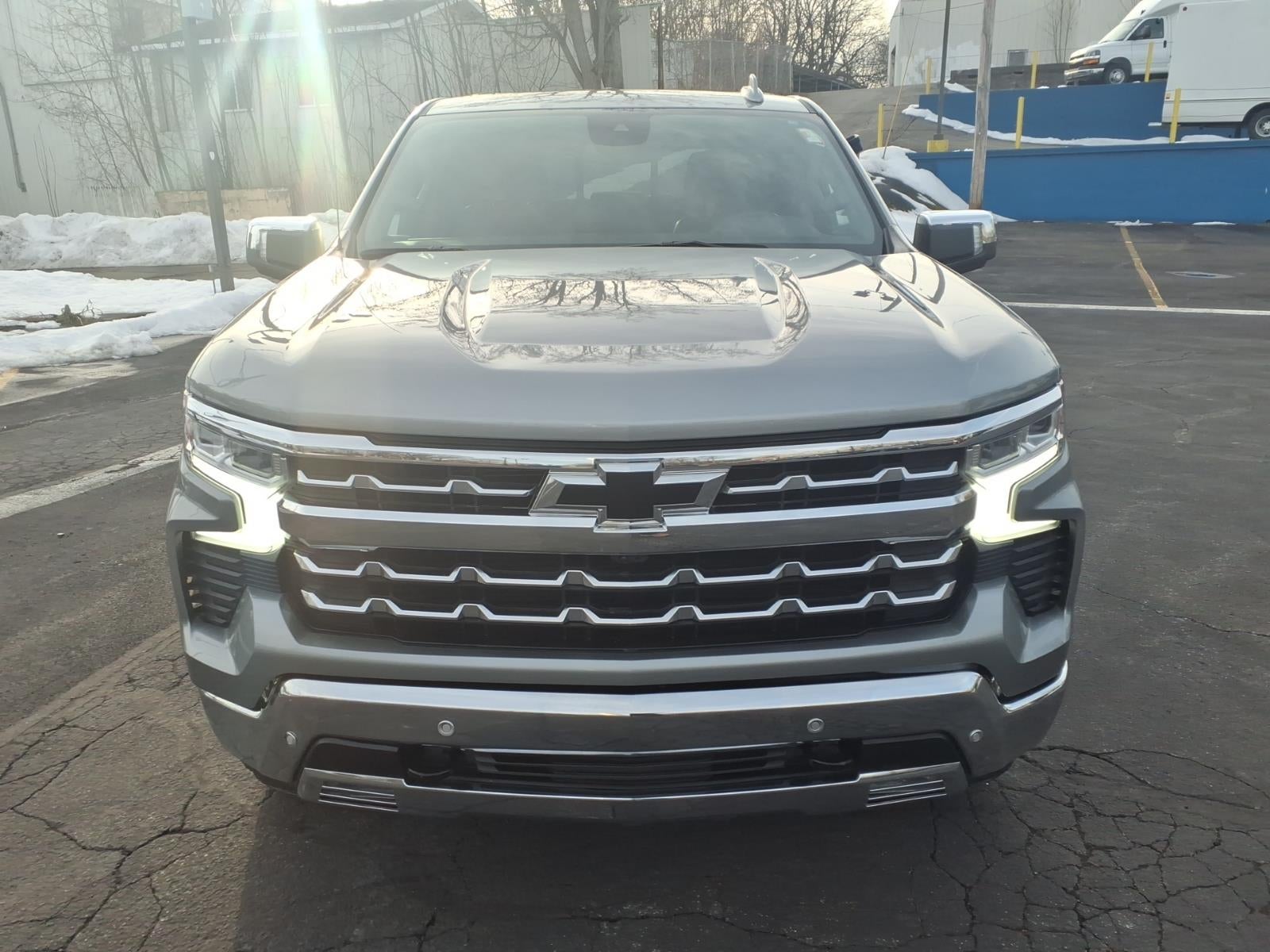 2024 Chevrolet Silverado 1500 LTZ