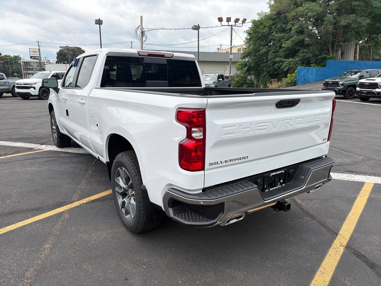 2026 Chevrolet Silverado 1500 LT - Photo 9