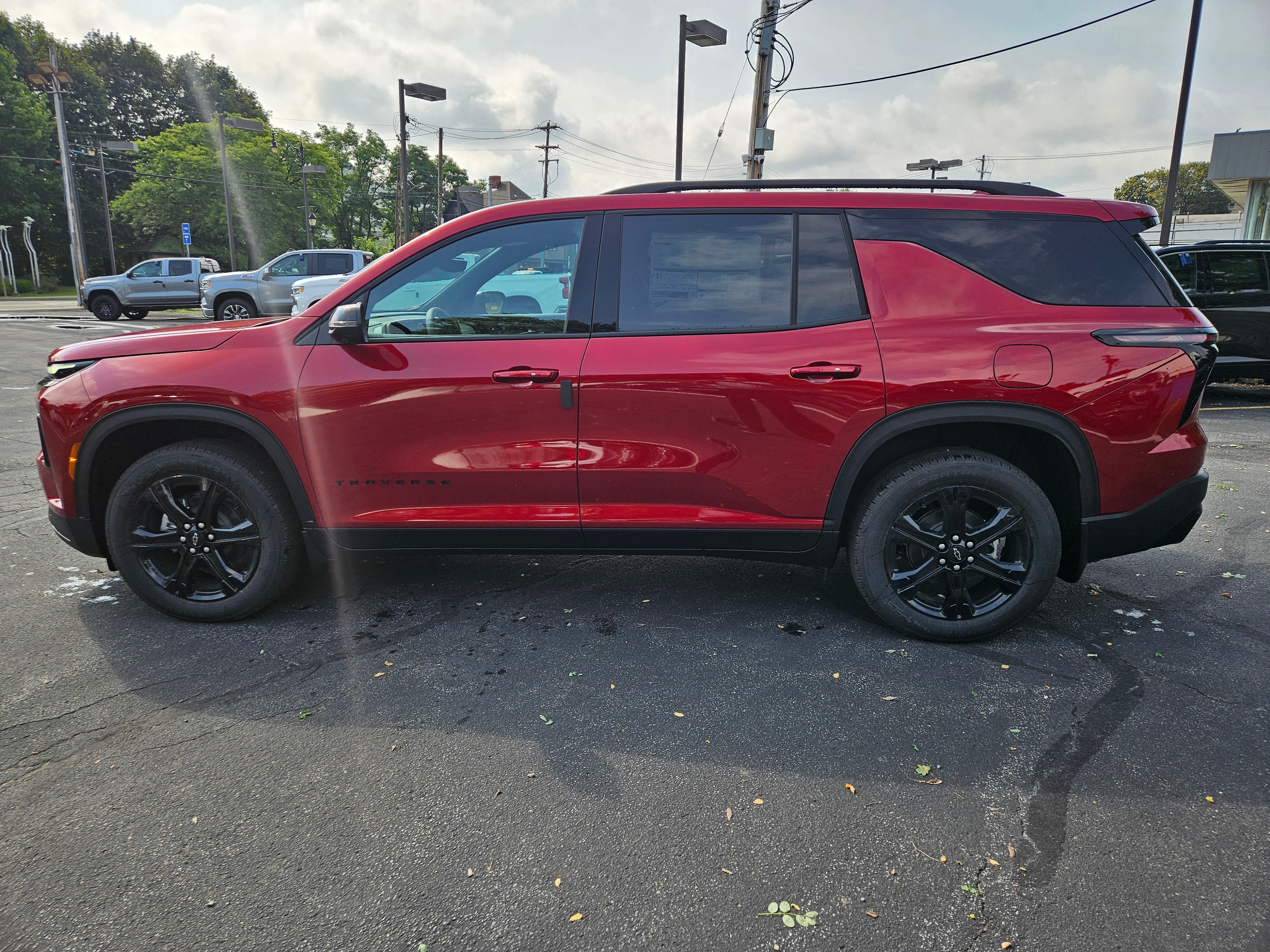 2027 Chevrolet Traverse LT