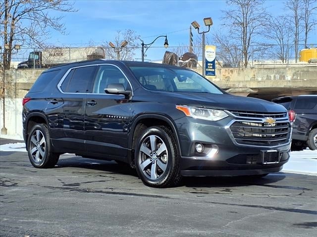 2021 Chevrolet Traverse LT Leather