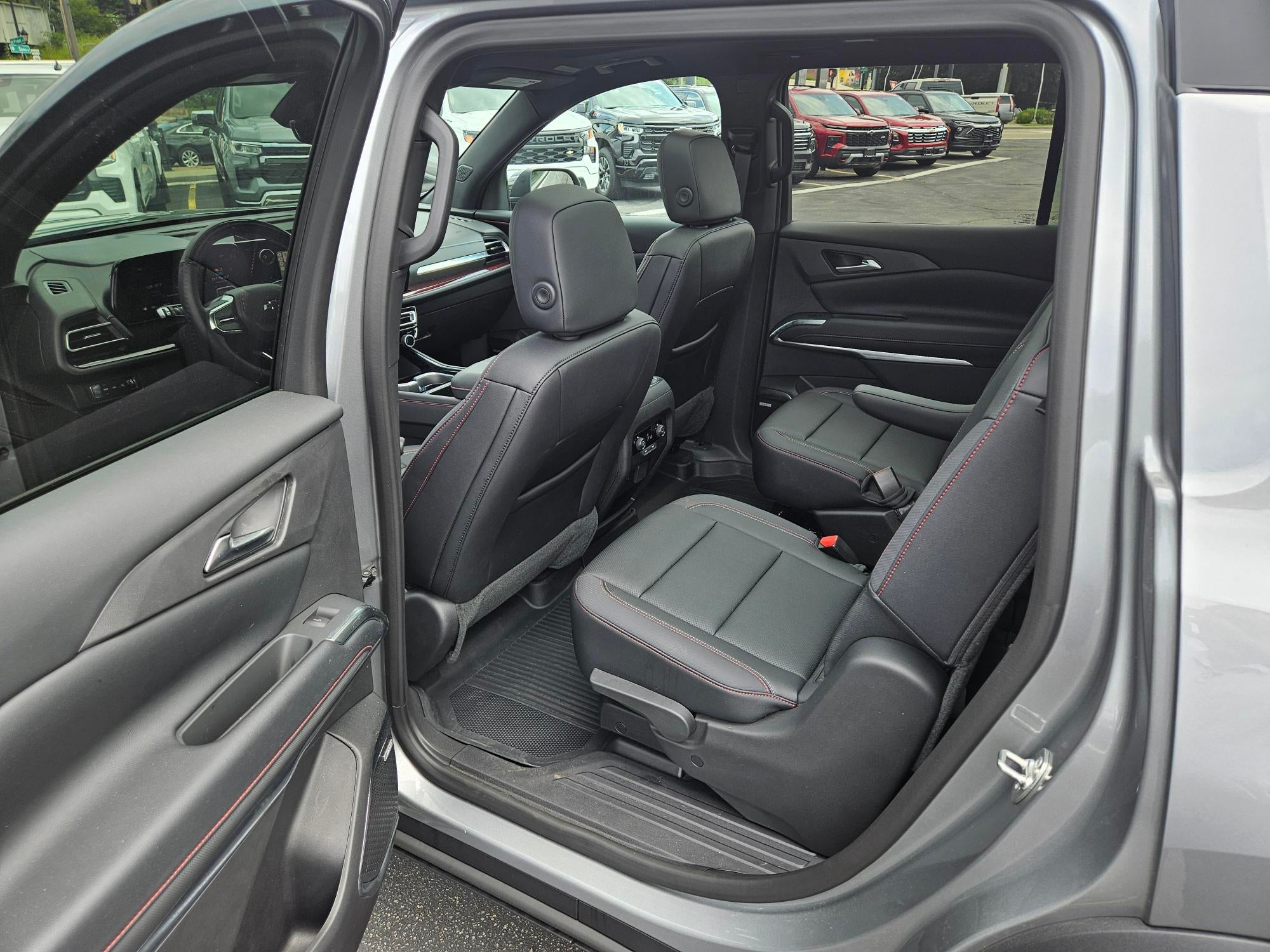 2025 Chevrolet Traverse Z71