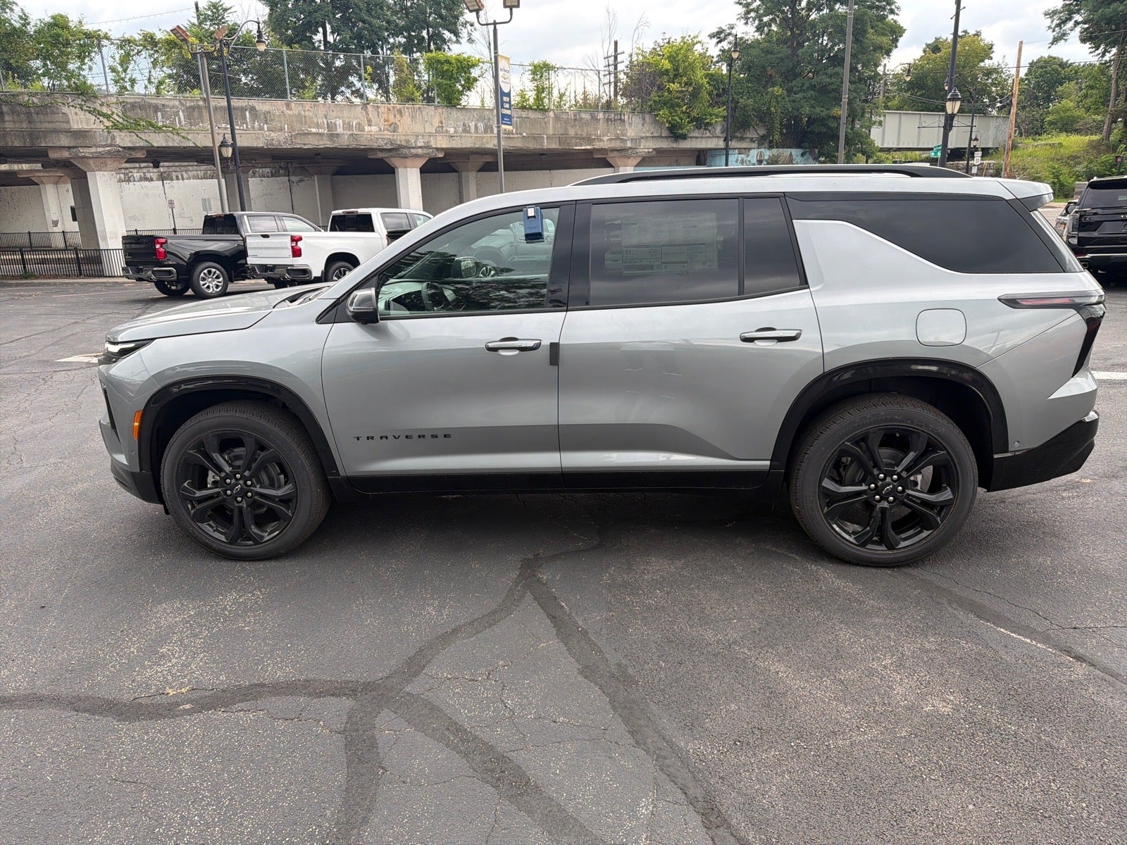 2027 Chevrolet Traverse RS
