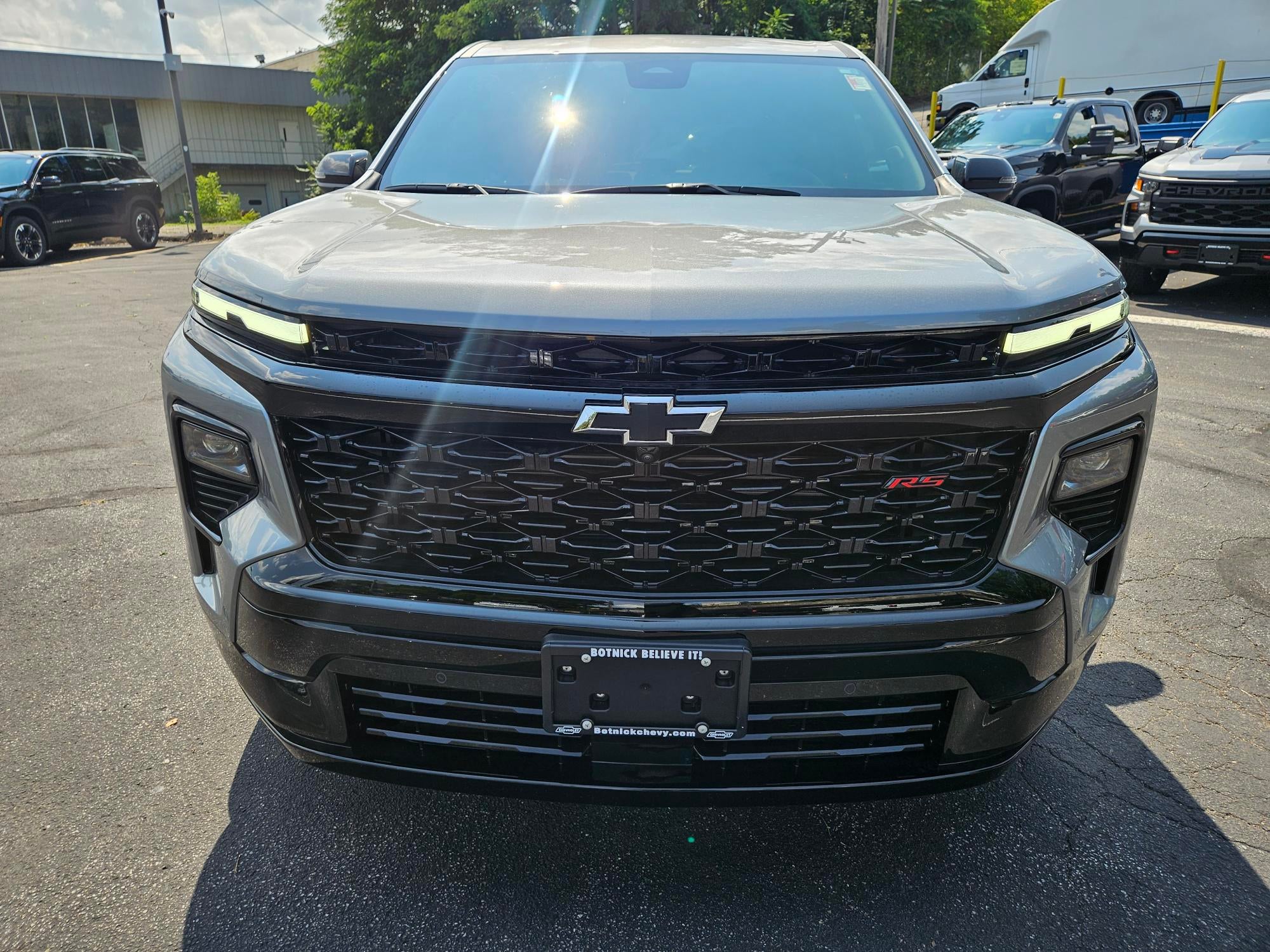 2027 Chevrolet Traverse RS