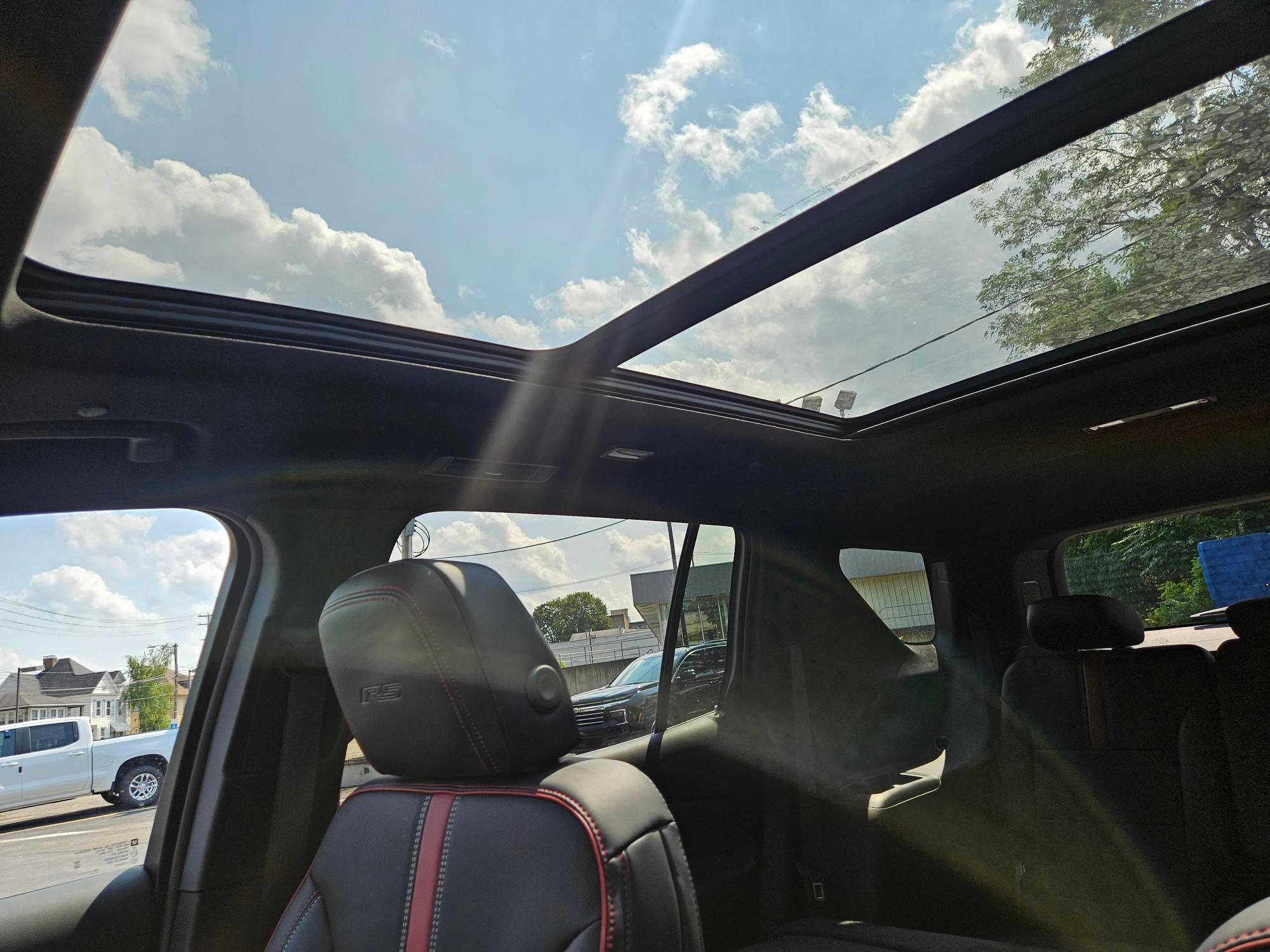 2027 Chevrolet Traverse RS