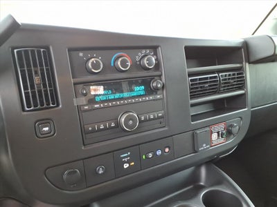 2025 Chevrolet Express Cutaway 3500 1WT