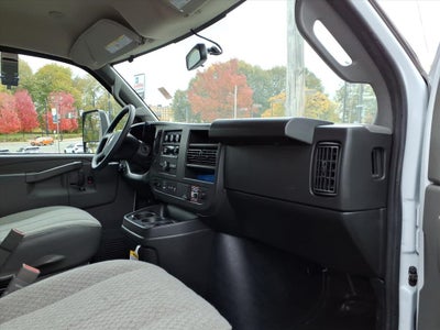 2025 Chevrolet Express Cutaway 3500 1WT