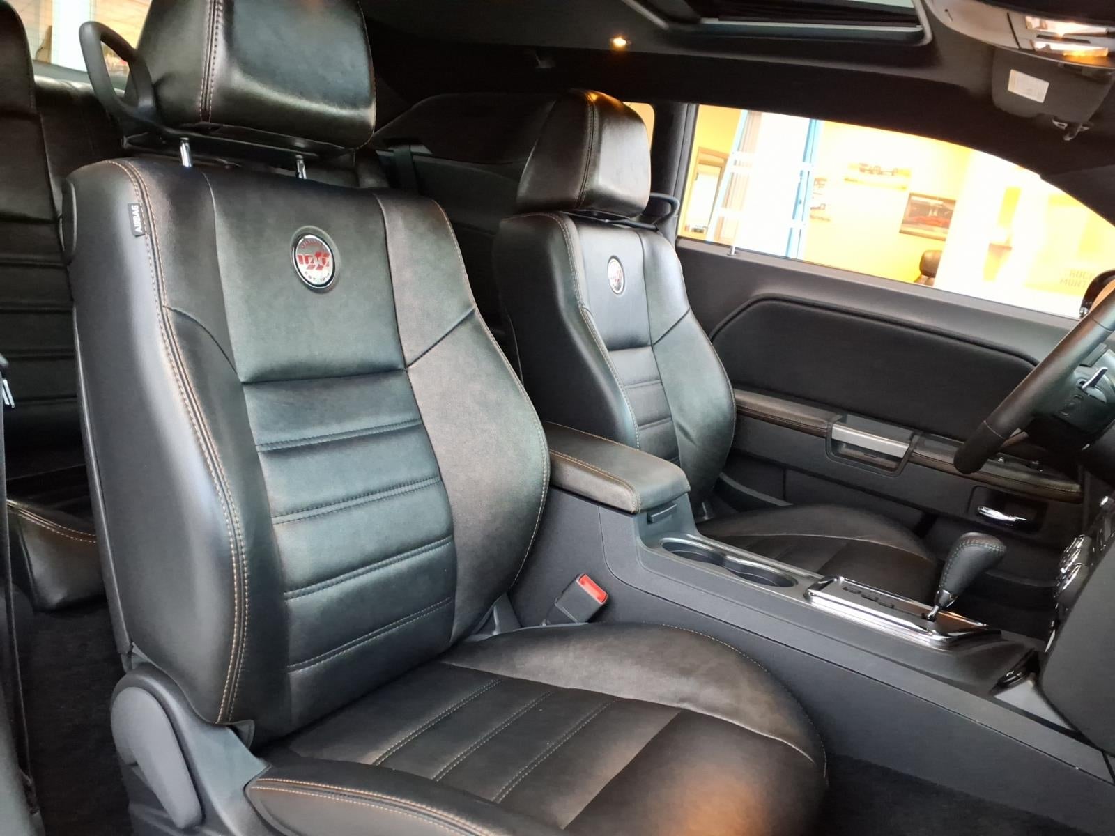 2014 Dodge CHALLENGER R/T Base