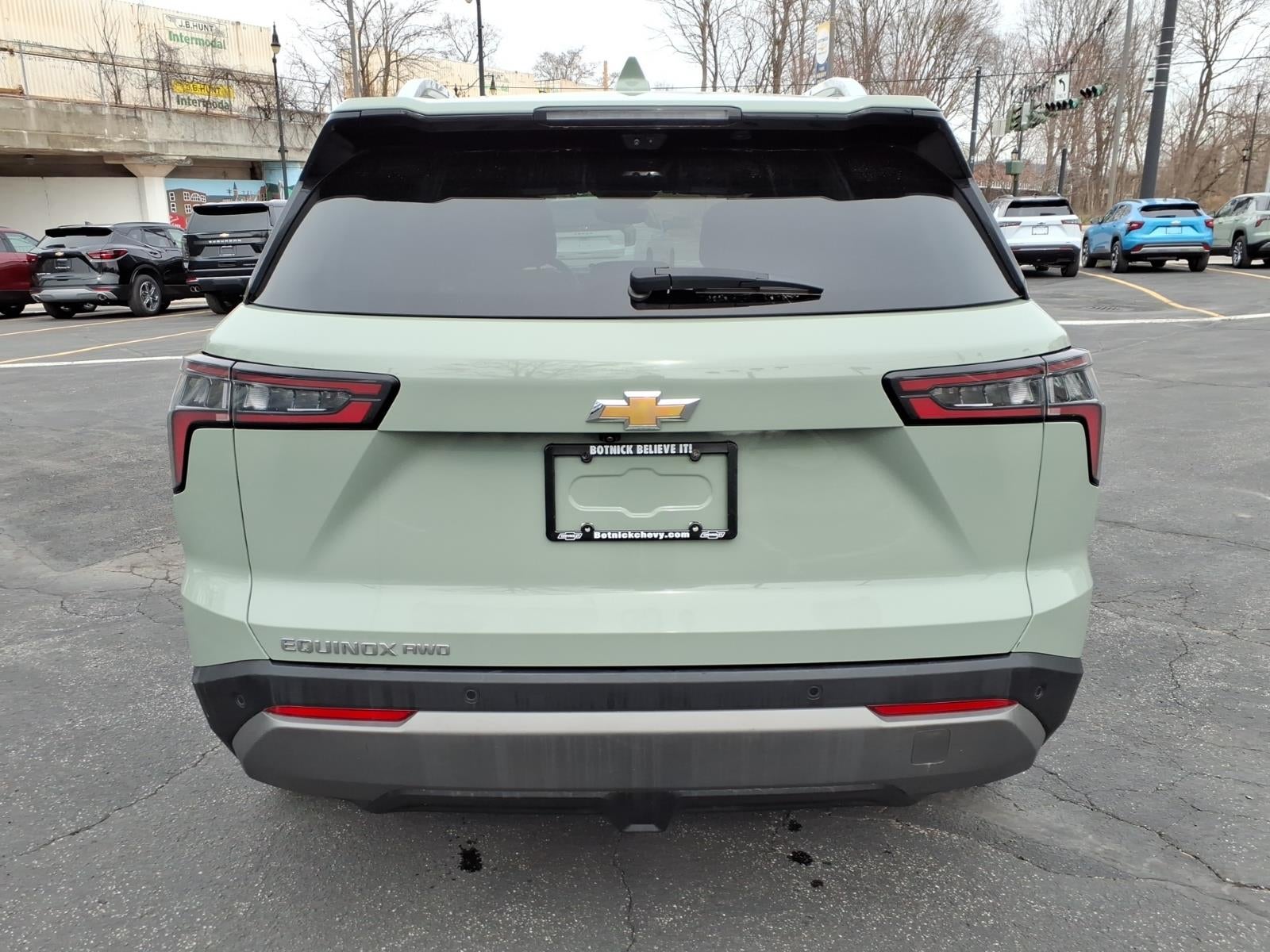 2025 Chevrolet Equinox LT