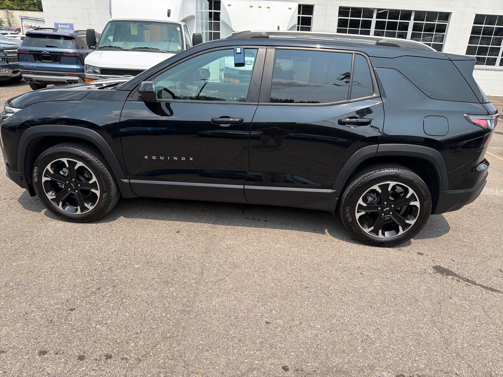 2025 Chevrolet Equinox LT