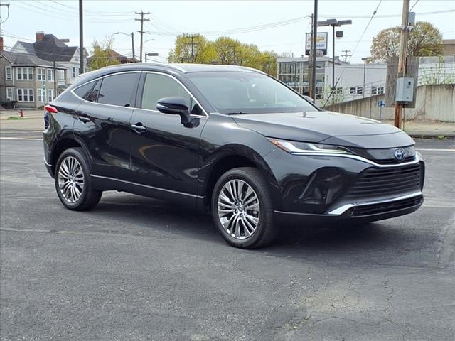 2022 Toyota Venza LE